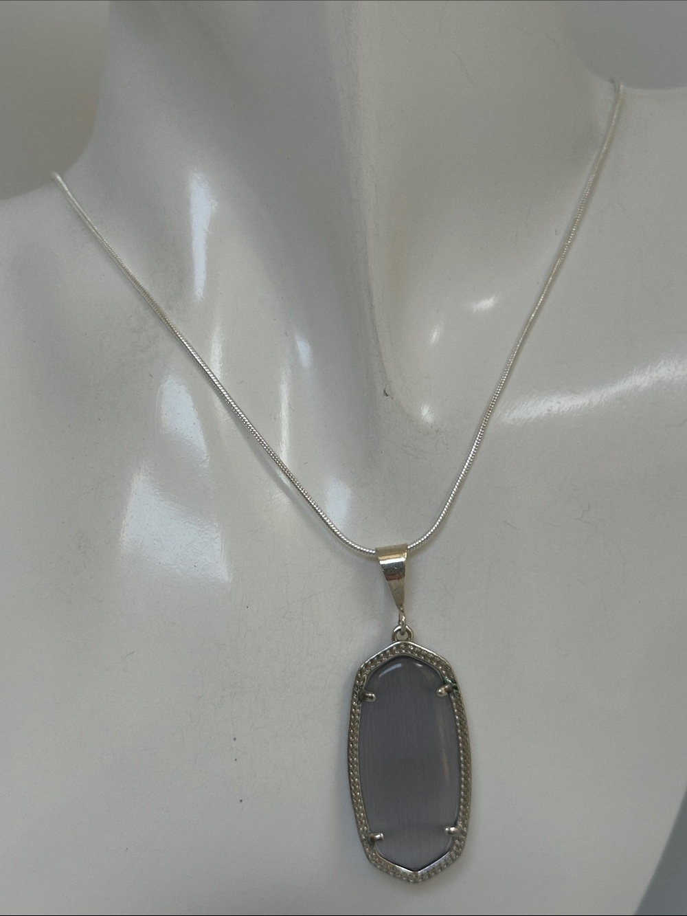 Elegant 925 Sterling Silver Gray muranum Pendant Necklace